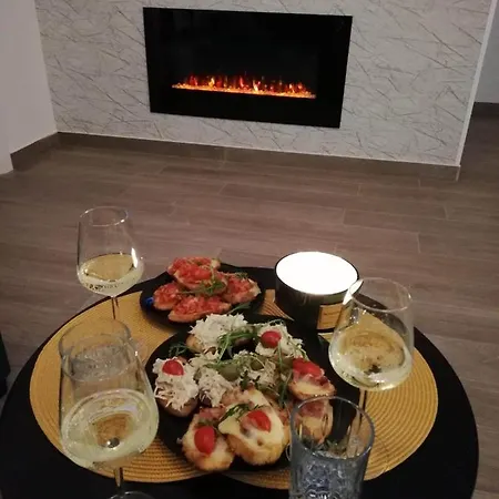 La Vista Apartment